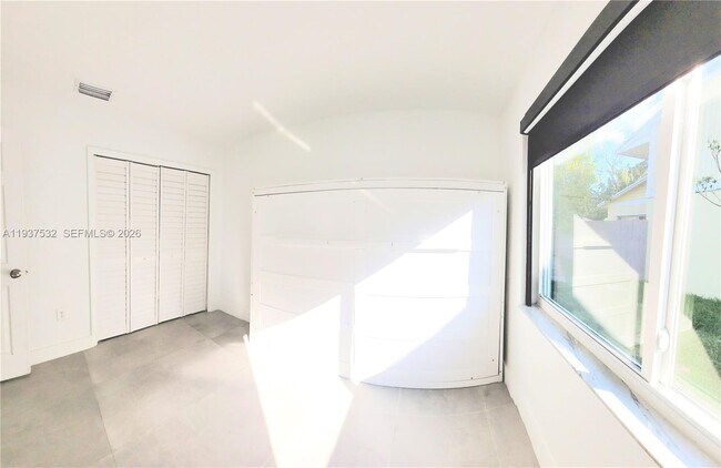 Building Photo - 22225 SW 100th Ave