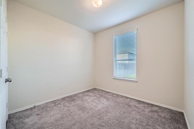 Building Photo - 137 Green Egret Wy