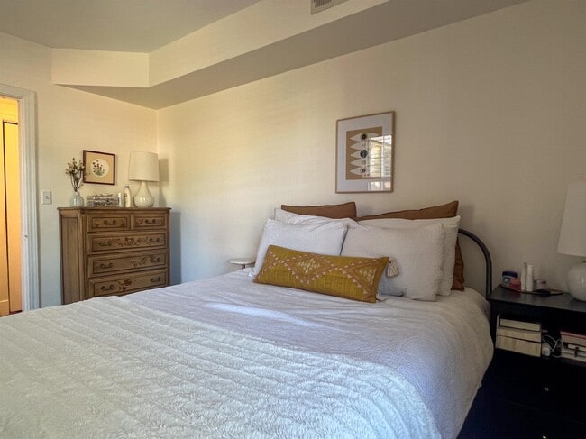 Building Photo - 6718 3rd St NW