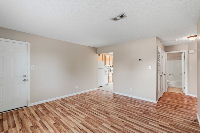 Building Photo - 4801 Cannon Ridge Dr