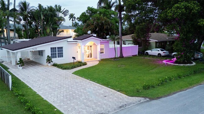 Building Photo - 1435 Grant St