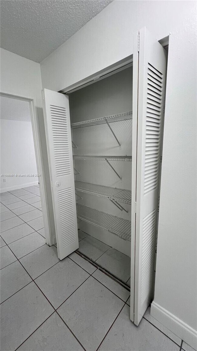 Building Photo - 4570 NW 79th Ave