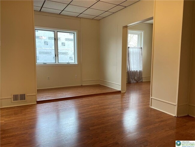 Building Photo - 2066 Grape St