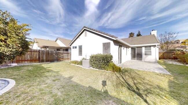 Building Photo - 3855 Saintsbury Dr