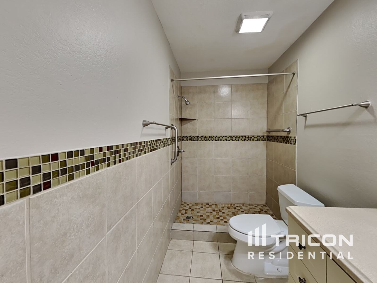 Building Photo - 3521 Kirby Creek Dr