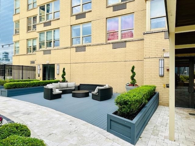 Building Photo - 88 Morgan St