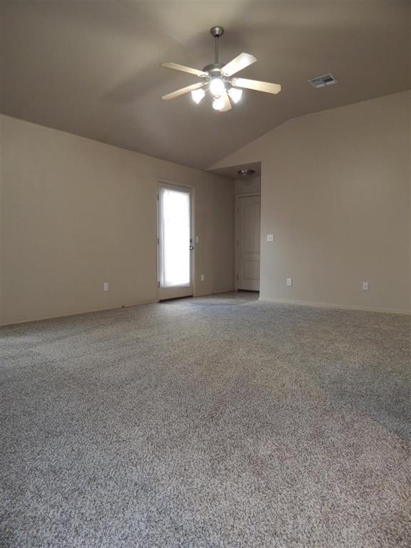 Building Photo - 3621 Vanguard Dr