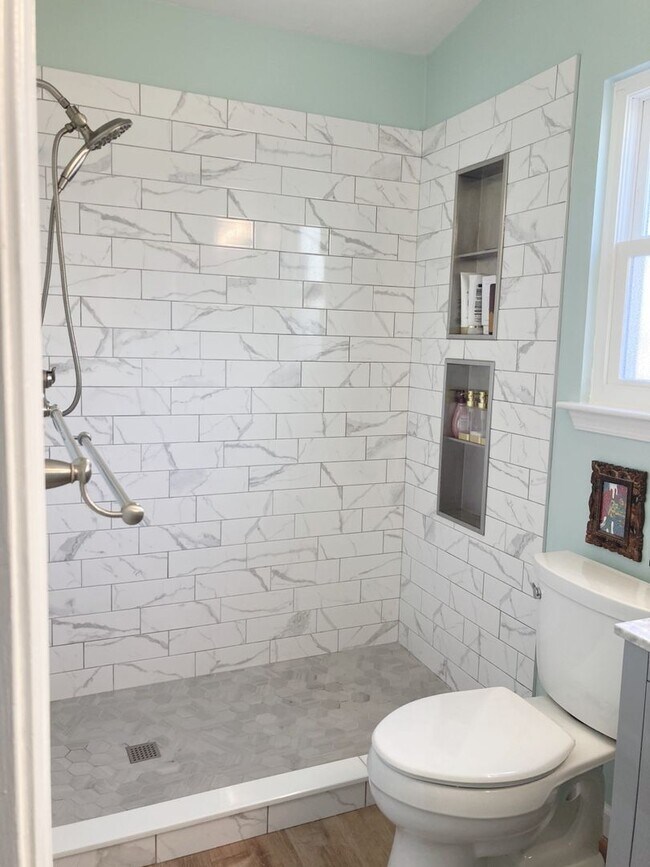 Building Photo - Ocean Lakes