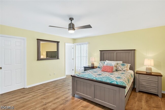 Building Photo - 2919 SW 25th St