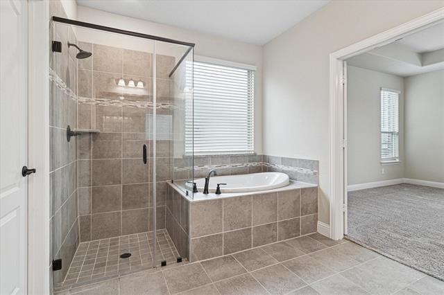 Building Photo - 1702 Veneto Dr