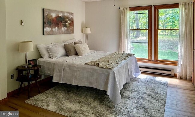 Building Photo - 15679 Edgegrove Rd