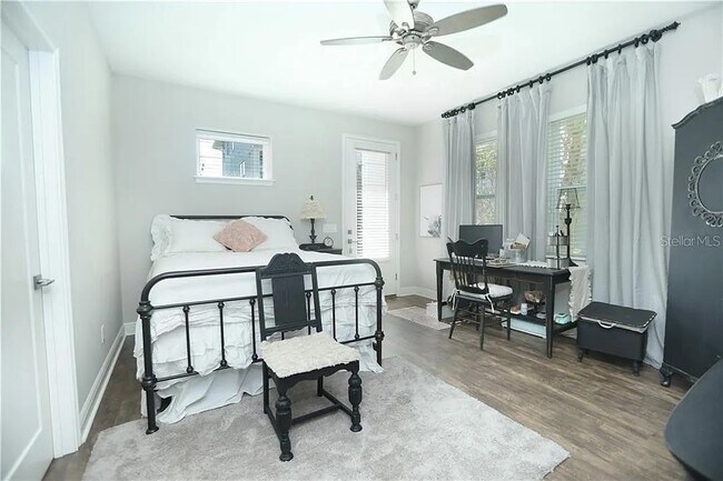 Building Photo - 8451 Karrer Ter