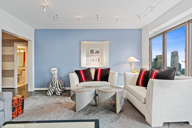 Building Photo - 161 E Chicago Ave