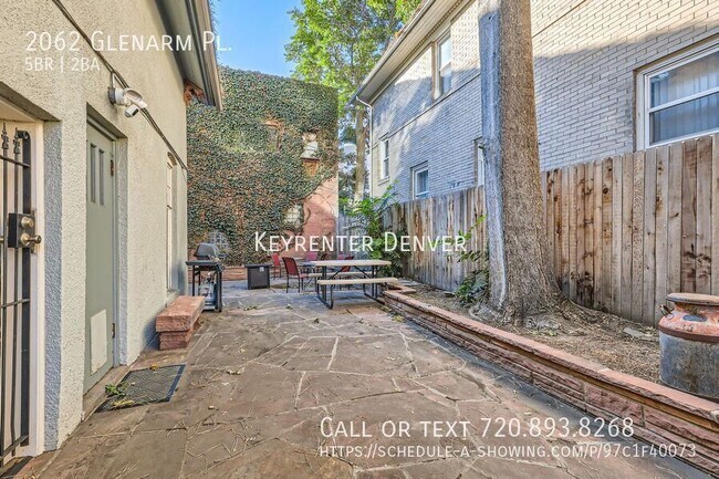 Building Photo - Charming Victorian Home in Downtown Denver...