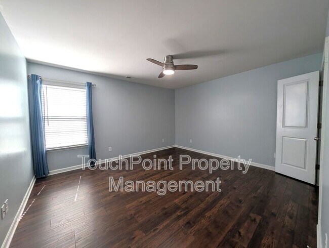 Building Photo - 2525 Mcintosh St