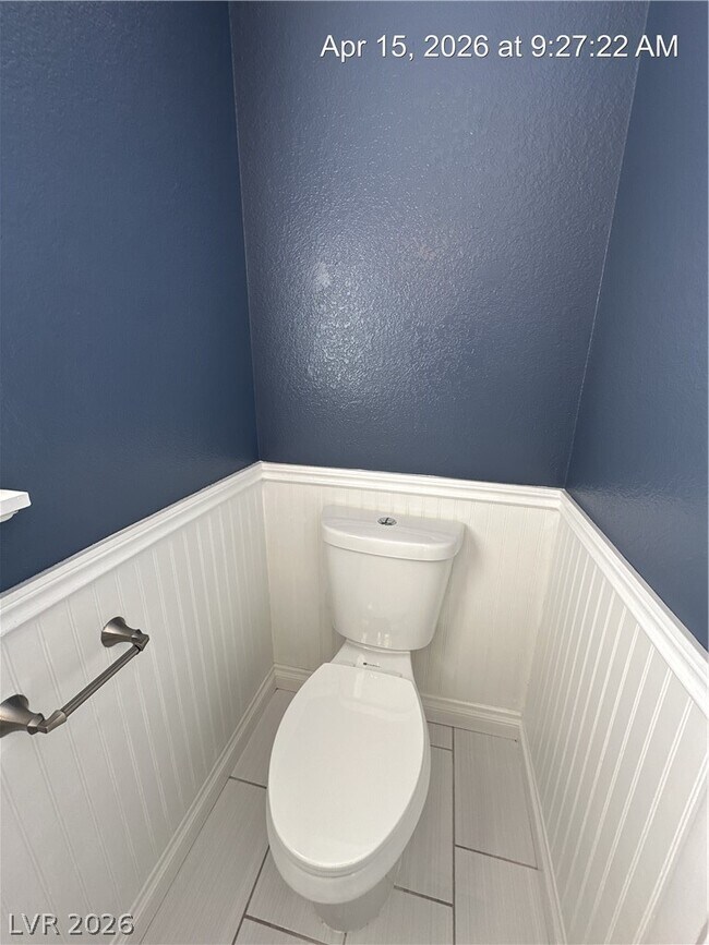 Building Photo - 8848 Hampton Green Ave