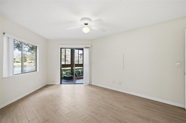 Building Photo - 41 Hembury Ln