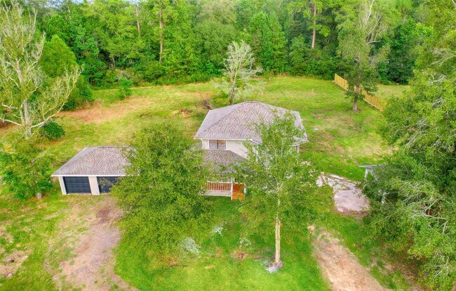 Building Photo - 22311 Warwick Glen Dr