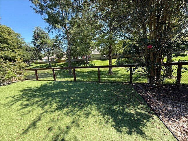 Building Photo - 2018 Woodstream Blvd