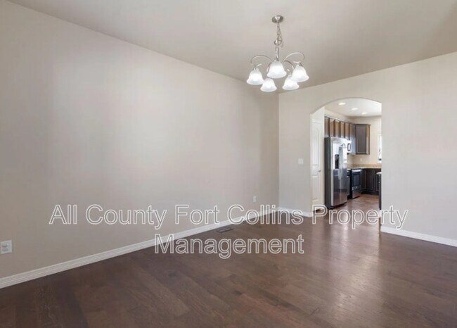 Building Photo - 846 Shirttail Peak Dr