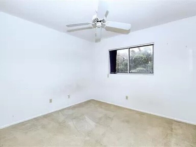 Building Photo - 6492 Royal Woods Dr