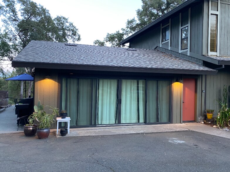 Building Photo - 11600 Quail Rd