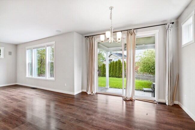 Building Photo - 7923 161st Street Ct E