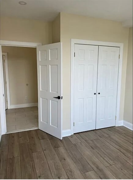 Building Photo - 674 Bleecker St