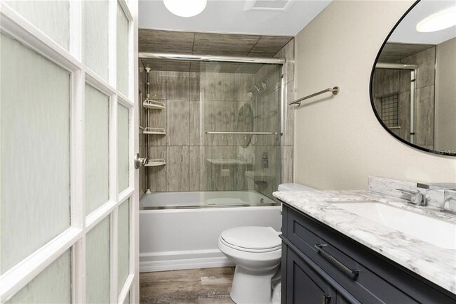 Building Photo - 15430 Olive Cir