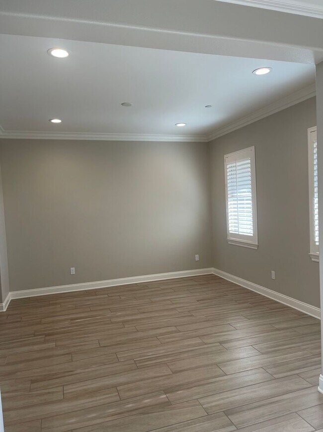 Building Photo - Exquisite 5-Bedroom, 3.5-Bath Home in Coveted Morgan Hill Estates