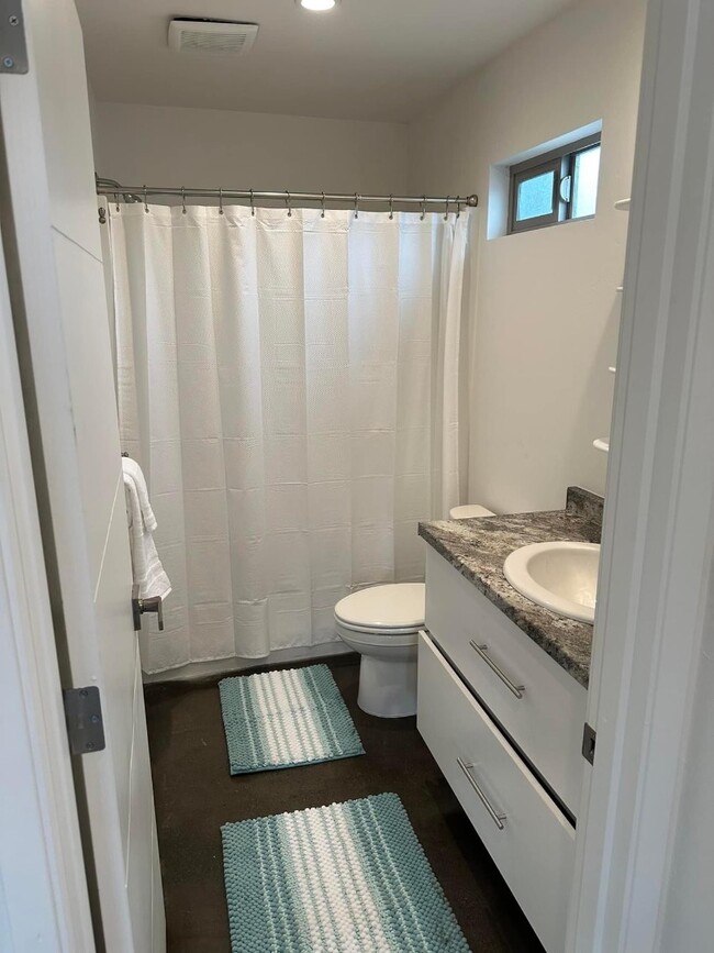 Building Photo - 2547 Avery Ct