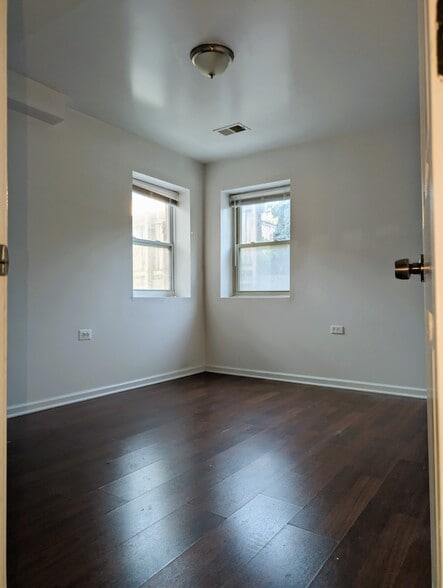 Building Photo - 2530 W Fitch Ave