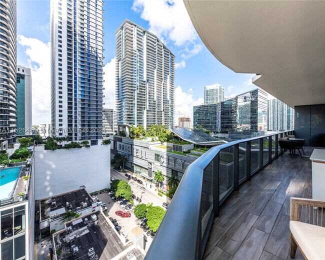 Building Photo - 801 S Miami Ave
