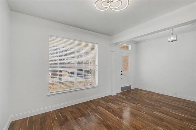 Building Photo - 6920 Willow Crest Dr