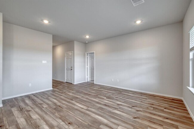 Building Photo - 167 McNamara Ct
