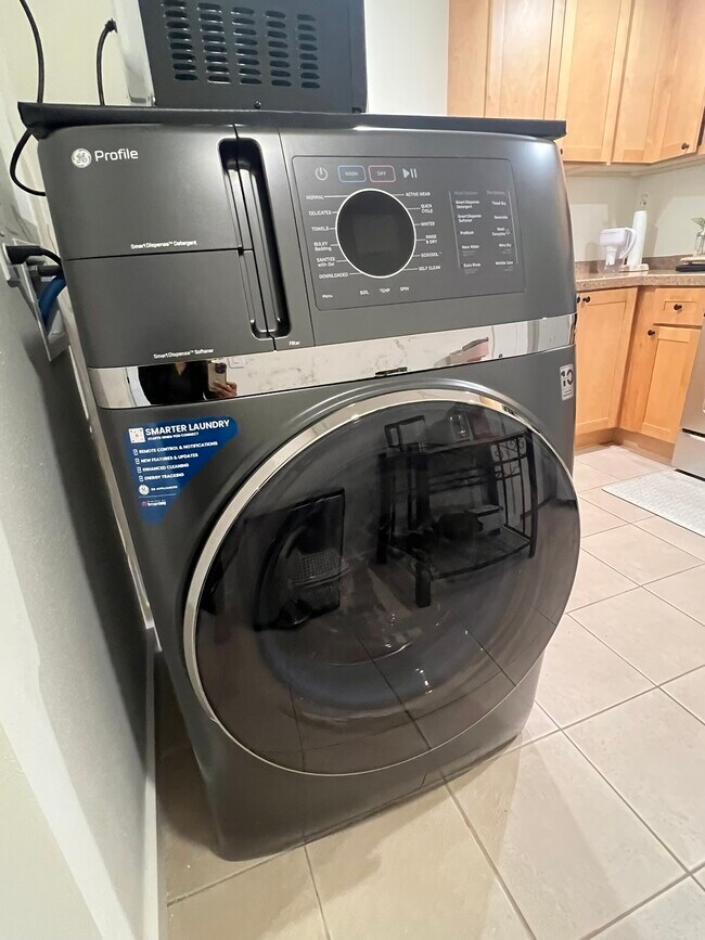 Building Photo - 118 153rd Pl SE