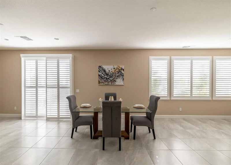 Building Photo - 1392 Violet Way