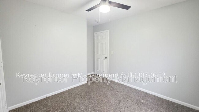 Building Photo - 5200 Olive St