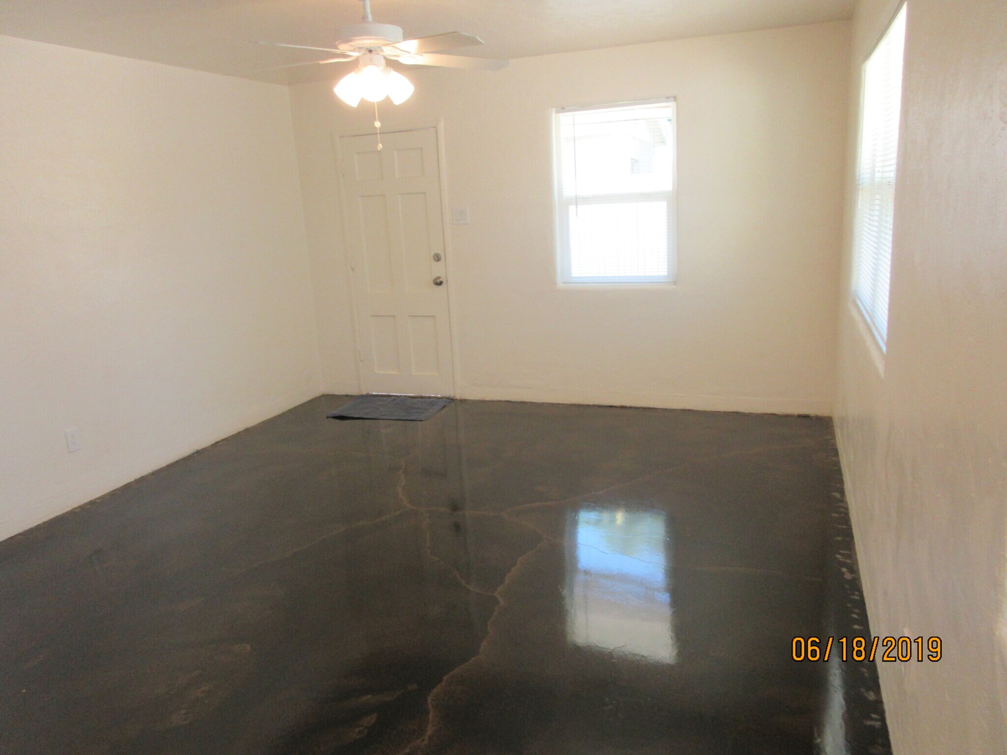 Building Photo - 223 W Turney Ave