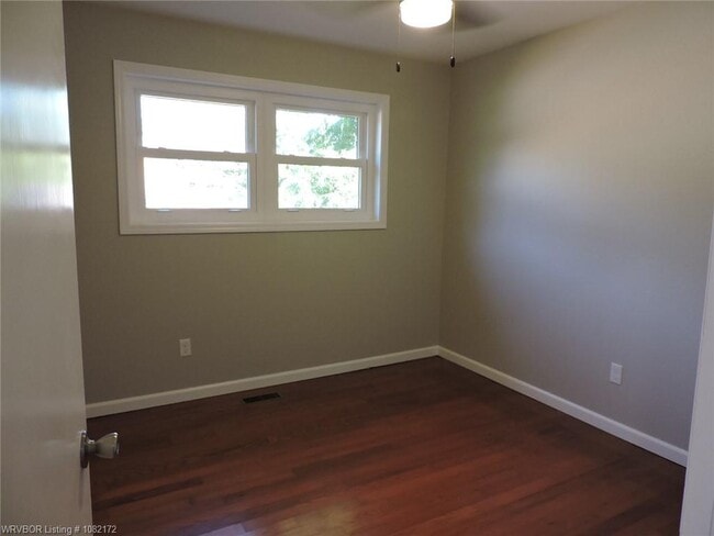 Building Photo - 6724 Riviera Dr
