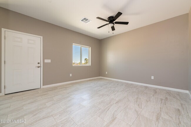 Building Photo - 2507 S Campbell Ave