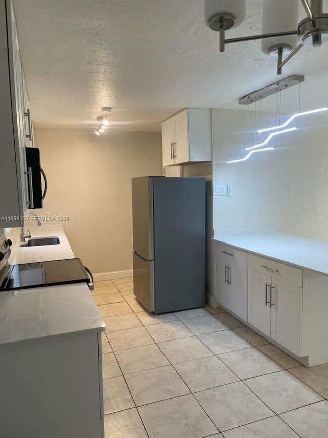 Building Photo - 21882 Haines Ave