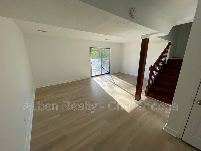 Building Photo - 1422 Stratton Pl Dr