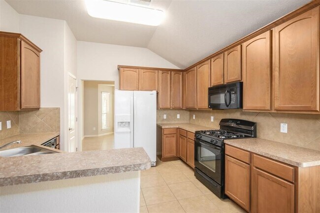 Building Photo - 22735 Pantego Ln