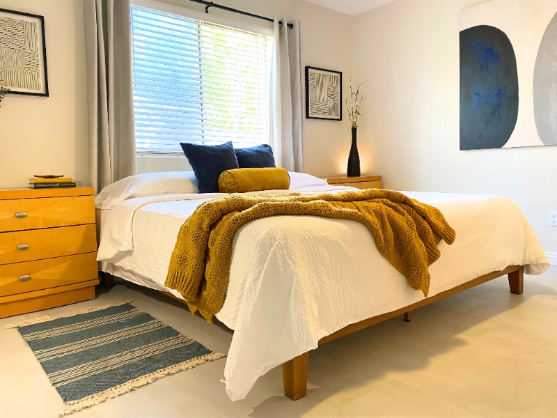 Building Photo - 1778 W 28th St