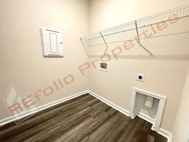 Building Photo - Beautiful Ranch-Style 4 Bedroom, 2 Bath Home – 2-Car Garage in West 540, Raleigh, Available March...