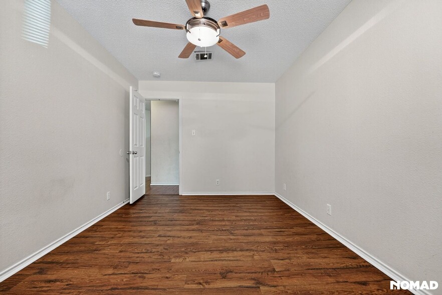 Building Photo - 4504 Moose Dr