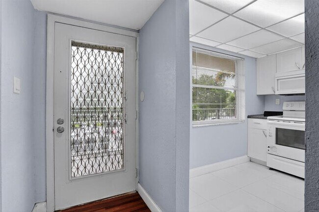 Building Photo - 3341 NW 47th Terrace