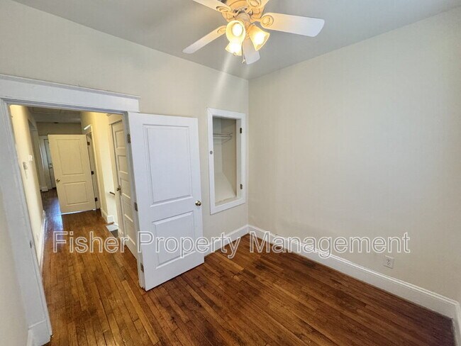 Building Photo - 1514 Bainbridge St