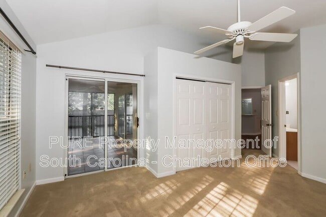 Building Photo - 208 Pipers Ln